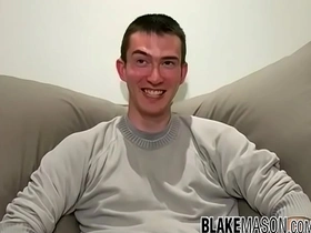 Cute uk amateur josh lubes up his dick for masturbation