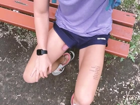 Bench dickflash playing