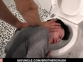 Hot blondie trent marx gets more than a sensual massage from stepbro